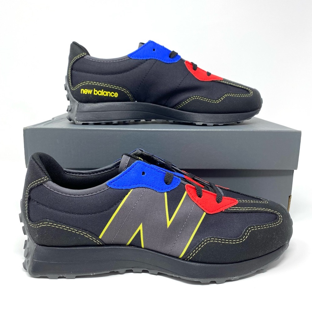 New Balance 327 Women’s Sneakers